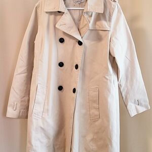 GAP Cream Trench Coat with Wide Lapels